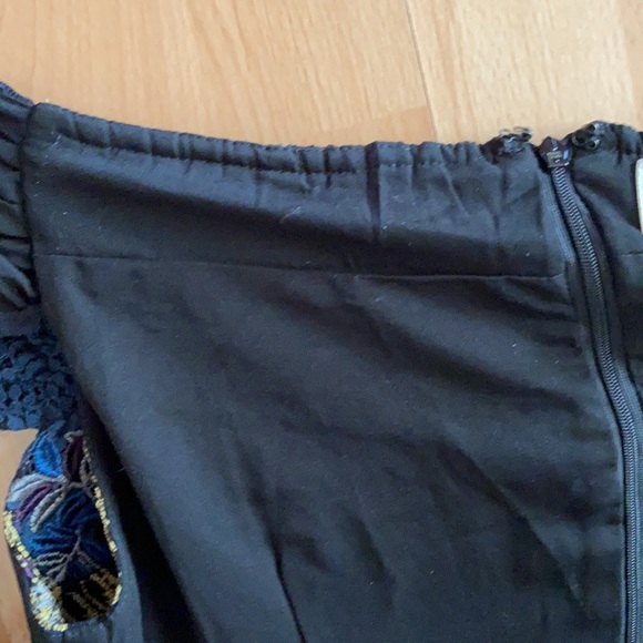 Foxiedox - Picture 16 of 16